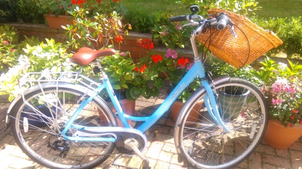 ridgeback avenida 6 traditional hybrid bike